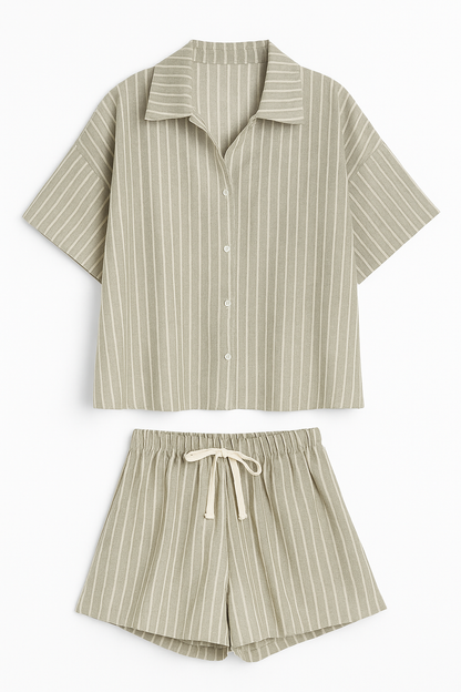 Refined Striped Shorts Set – Effortless Elegance in a Chic Silhouette