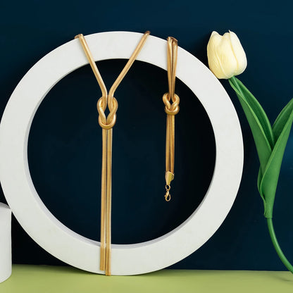 Sleek Snake Chain Jewelry Set – Vintage-Inspired Necklace