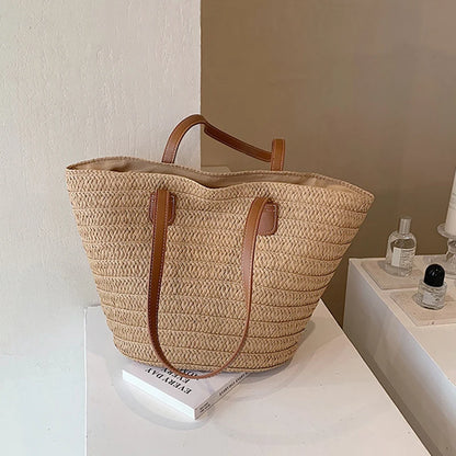 Luxury Straw Woven Tote – Elegant & Spacious Summer Handbag