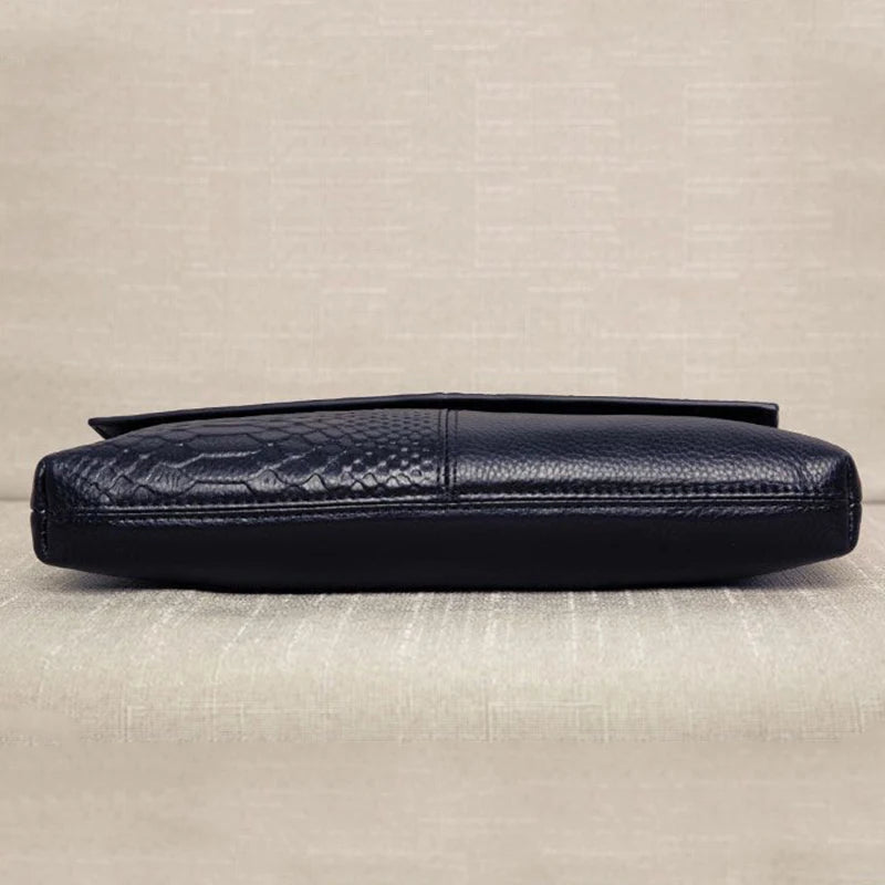 Elegance Classique – Designer-Inspired Crossbody