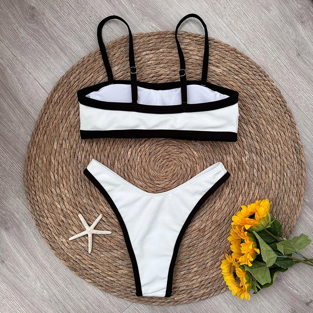 Monochrome Elegance – Black & White Bikini Set